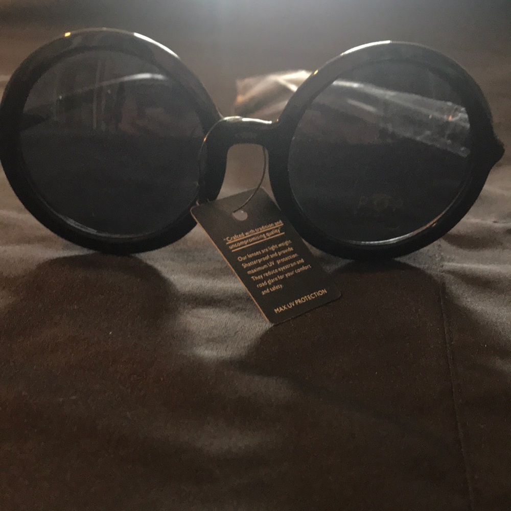 Fashion sunglasses. UV 400. Fabulous look!!!